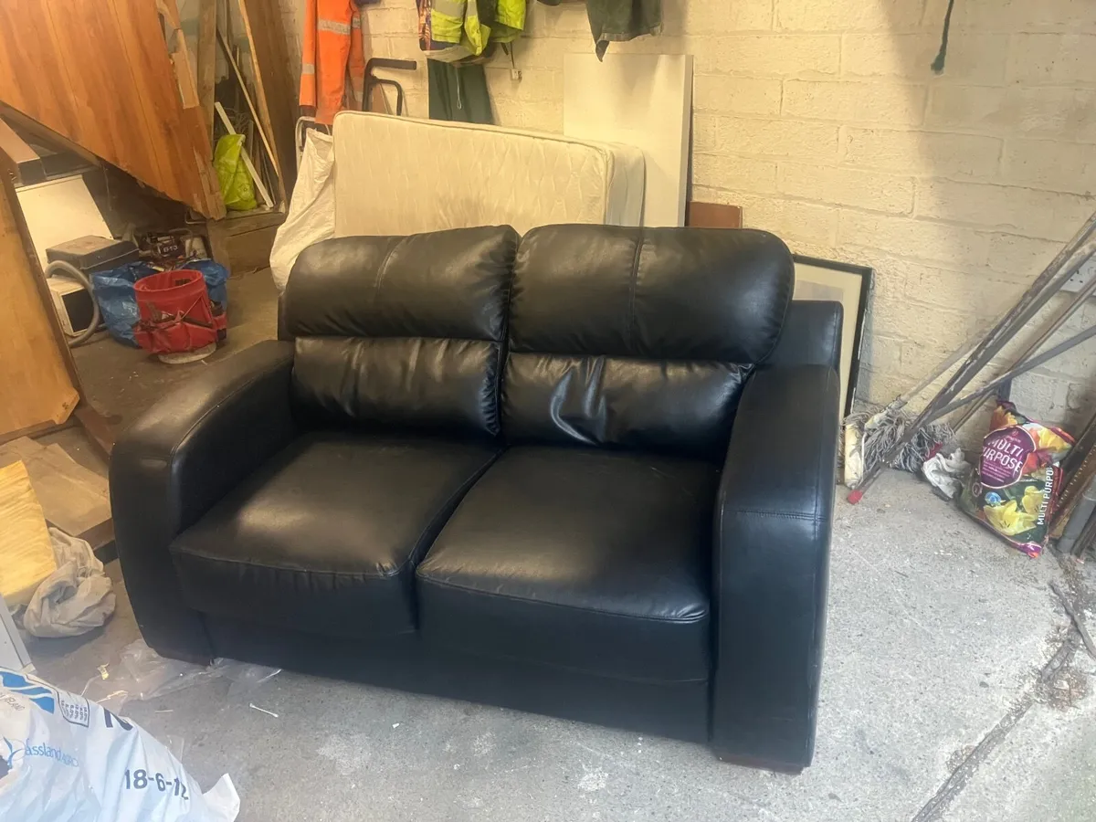 Sofa 2 seater leatherette sofa - Image 2