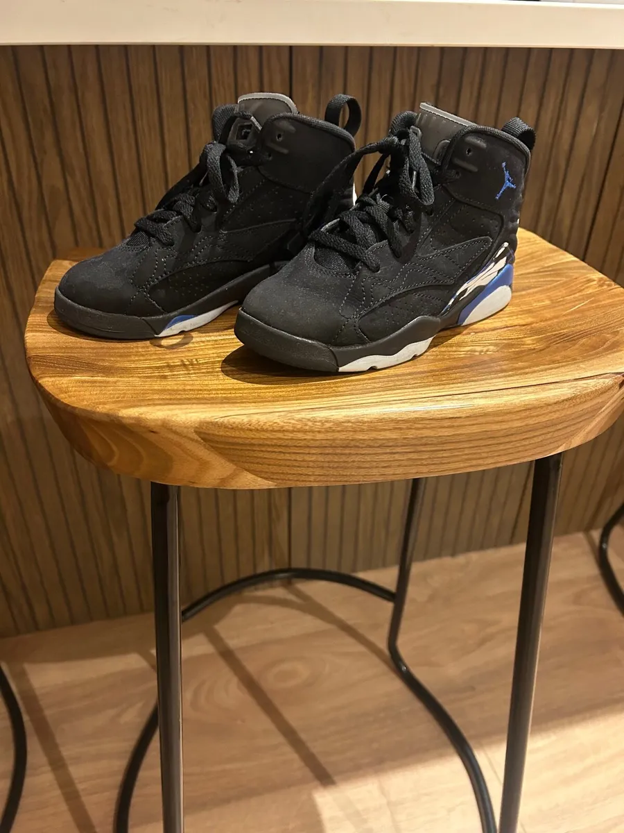 Kids Nike Trainers - Image 4