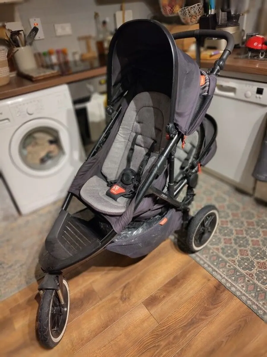 Phil & Teds Sport Buggy + Second Seat & Accessories - Image 1