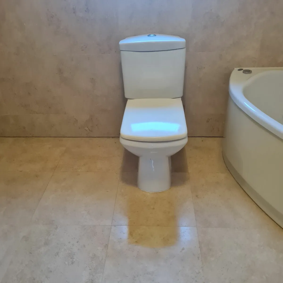 Bathroom sanitary ware - Image 4