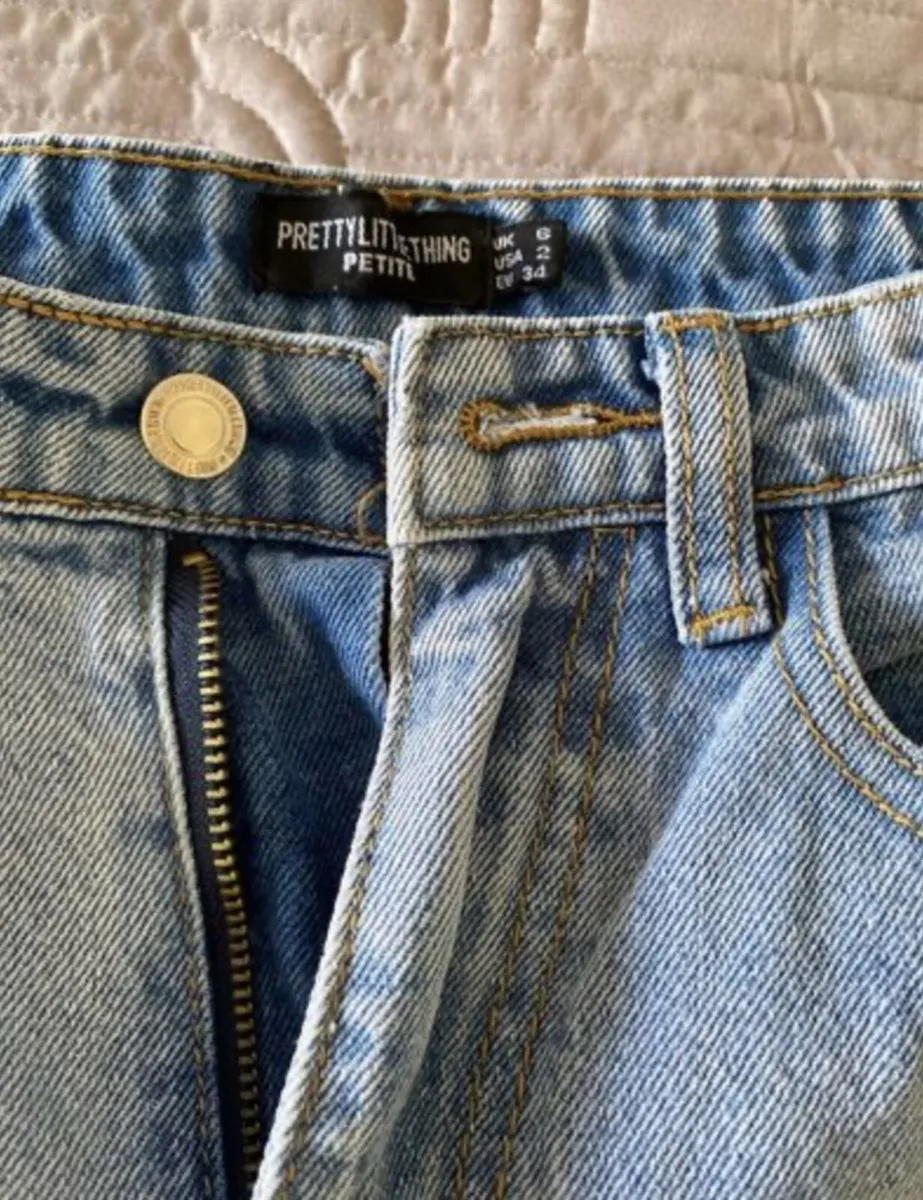 Jeans - Pretty Little Thing - Size 6UK - Brand New - Image 1