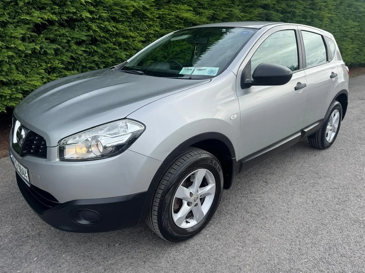 2013 Nissan Qashqai XE 1.6 petrol *NCT TAX* - Image 1