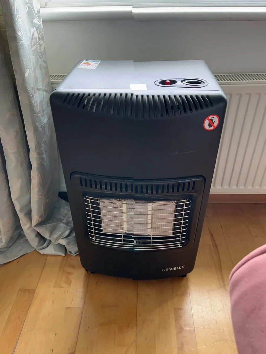 Gas heater - Image 1