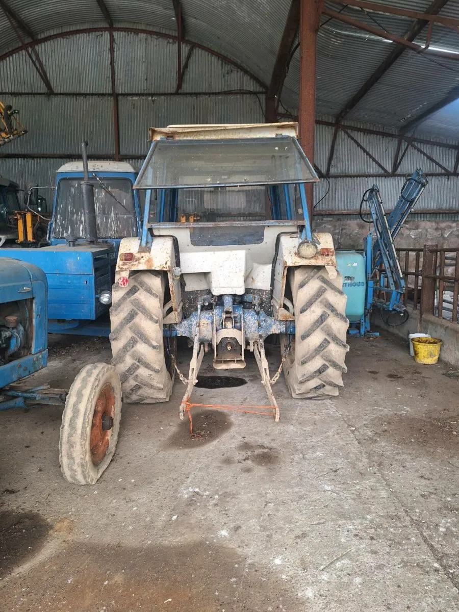 Ford 4600 - Image 2