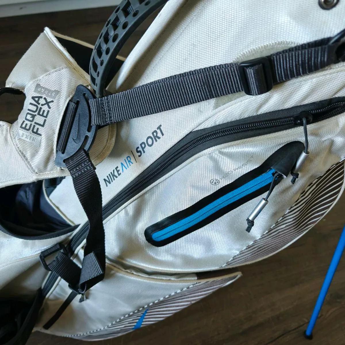Nike Stand bag - Image 2