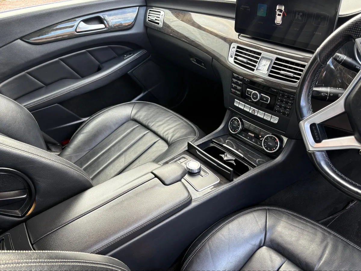 Mercedes-Benz CLS 2012 - Image 2