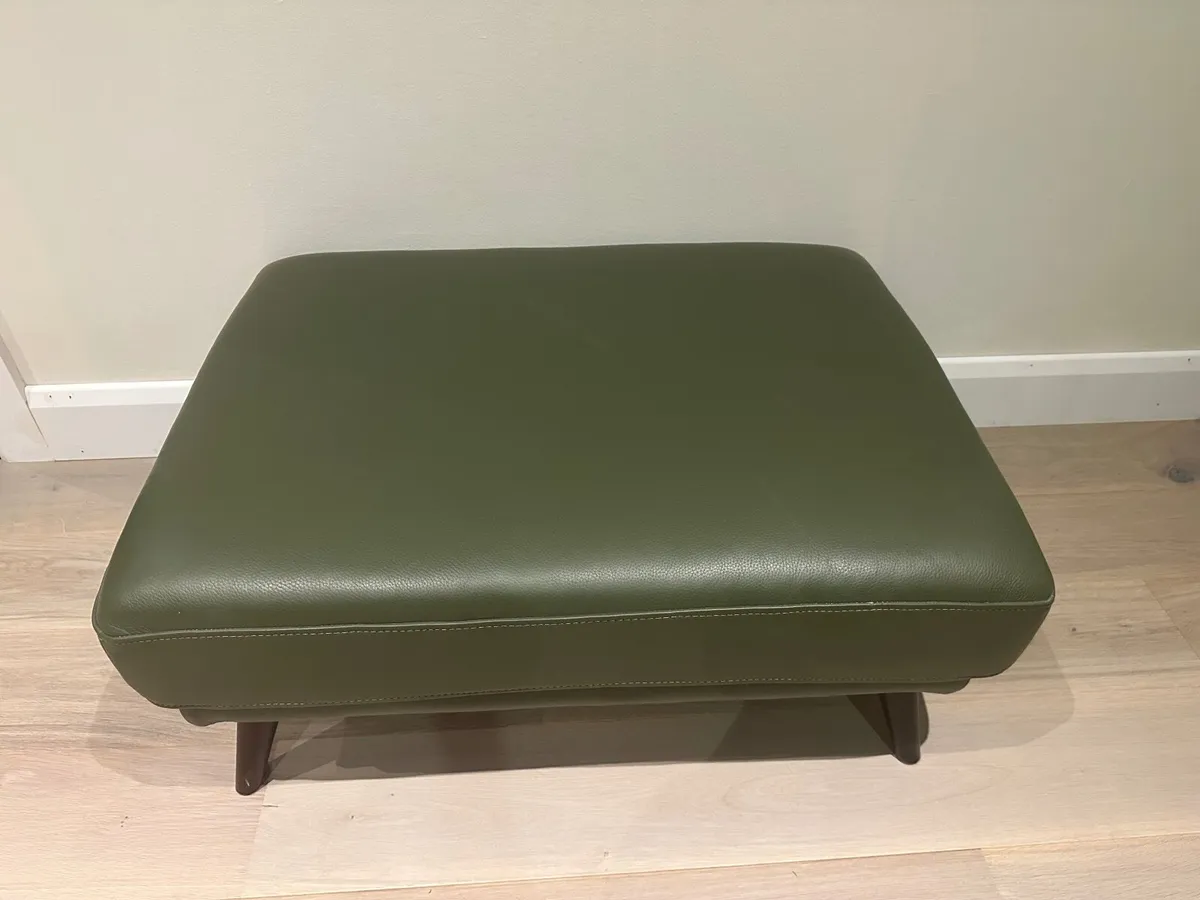 Leather footstool - Image 3