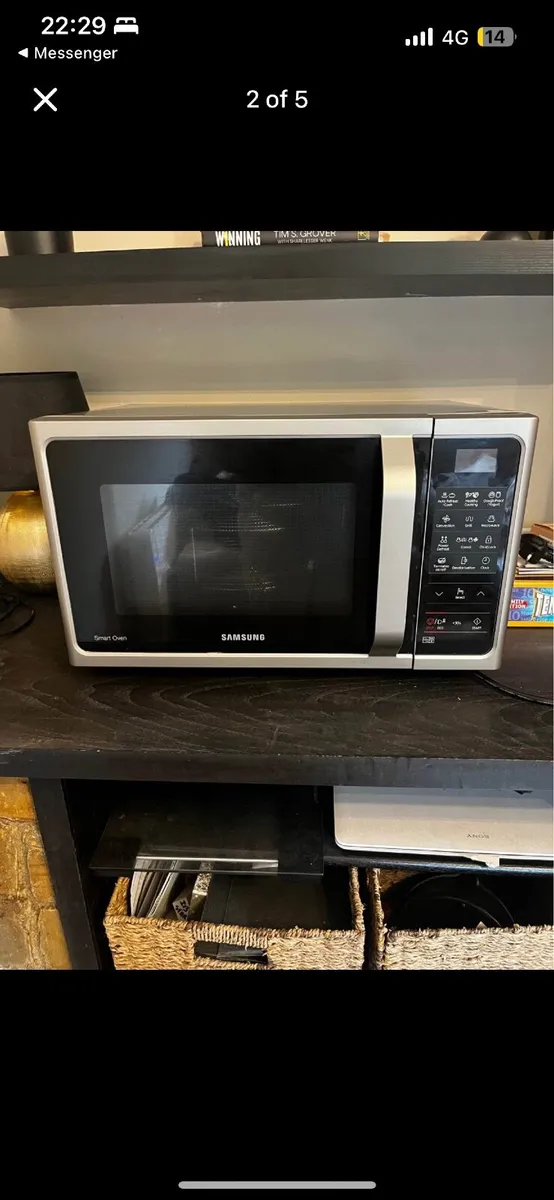 Samsung 28L Microwave - Image 1