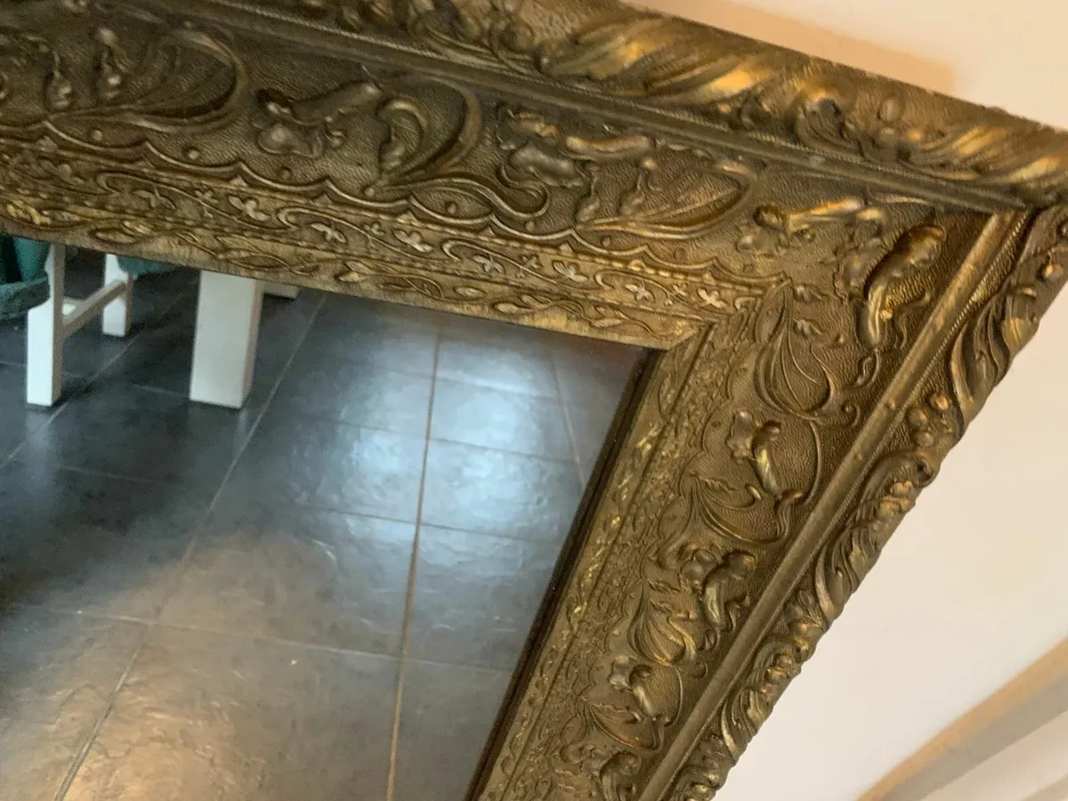 Vintage style gilt framed bevelled mirror - Image 2