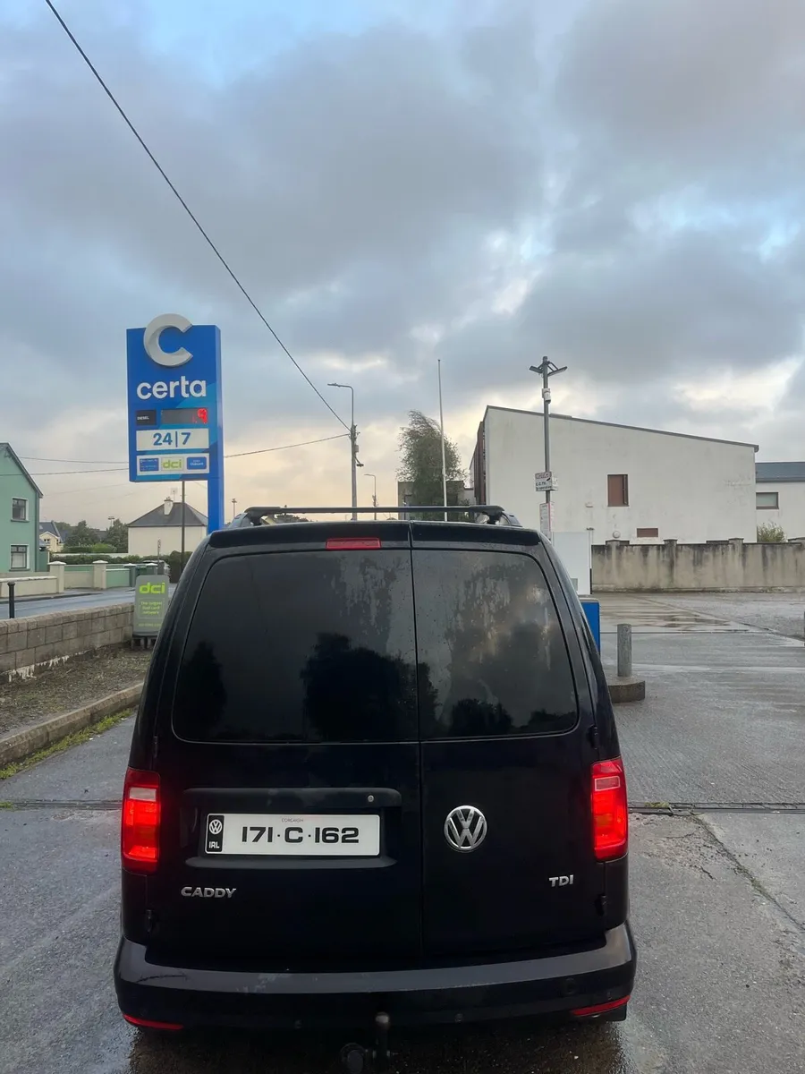 VW Caddy - Image 4