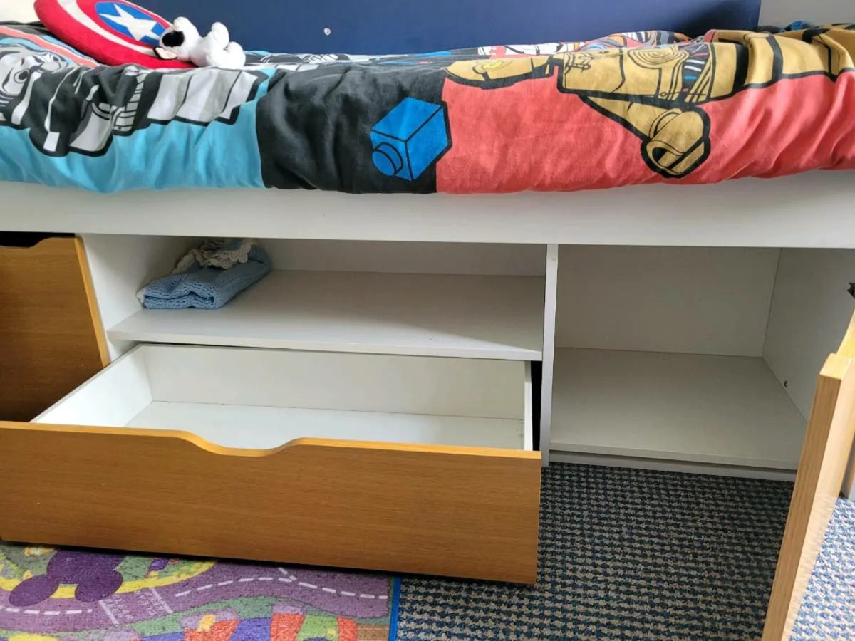Kids bed - Image 3