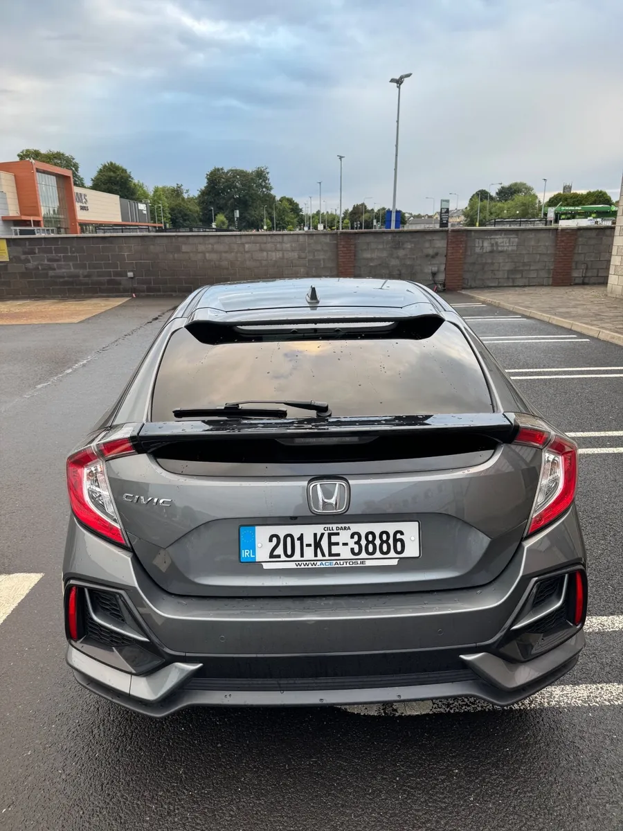 Honda Civic 2020 - Image 3