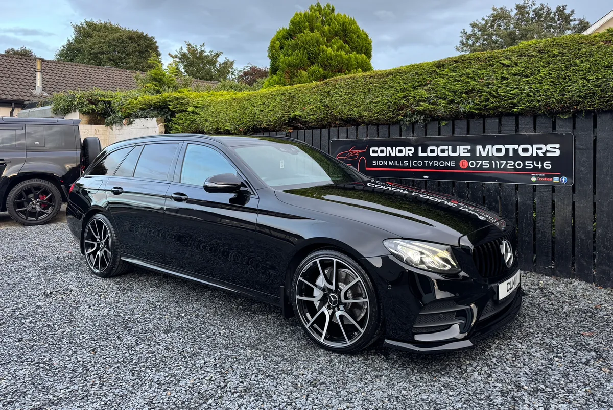 2017 Mercedes E220 AMG Line Auto Night Edition - Image 4