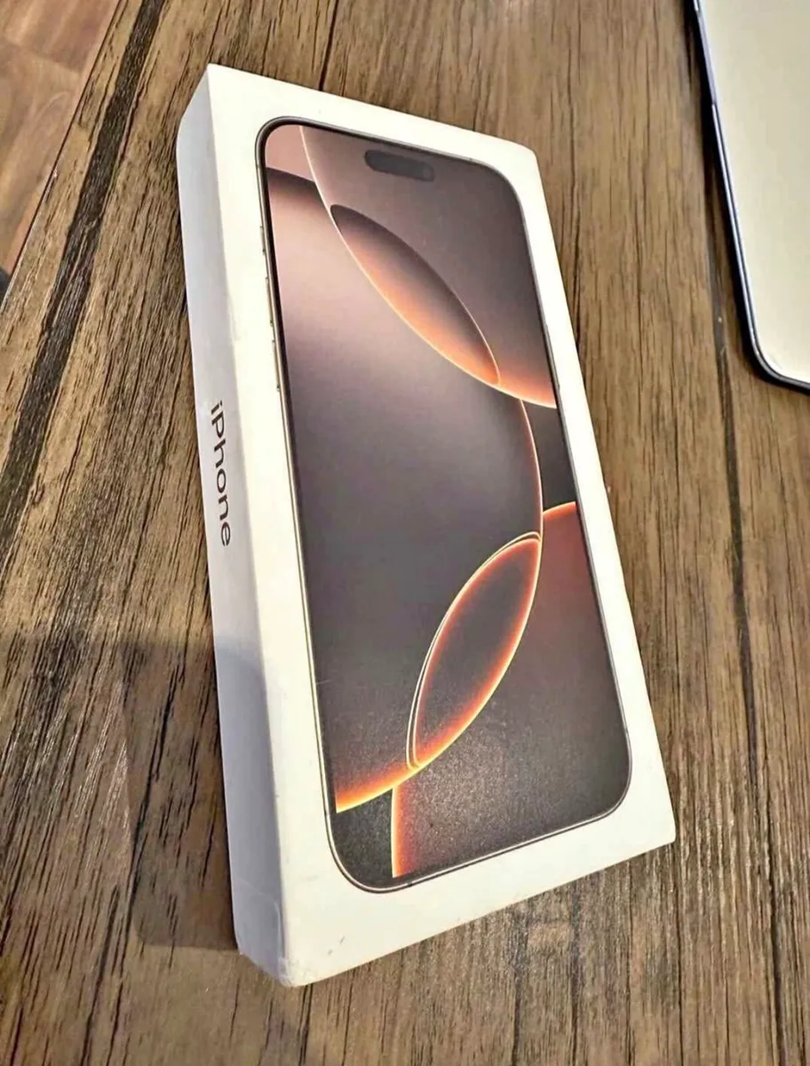 iPhone 16 Pro dessert titanium - Image 1