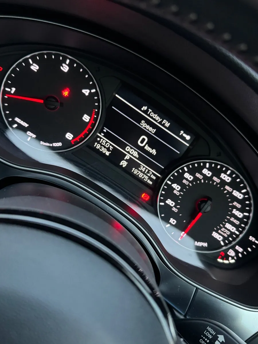 Audi A6 2016 - Image 2