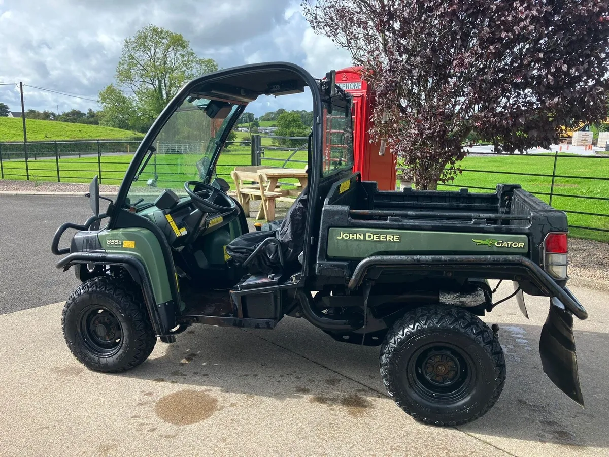 John Deere Gator 4WD - Image 2