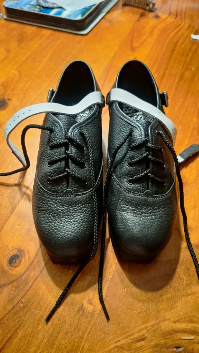 NEW Size 5.5 FeisFayre heavies - Image 1