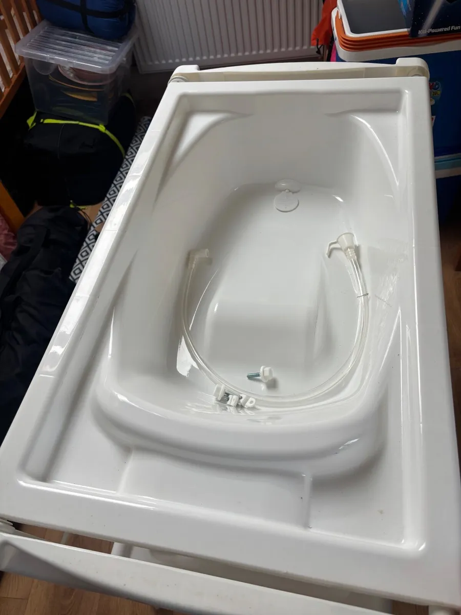 Baby changing unit - Image 3