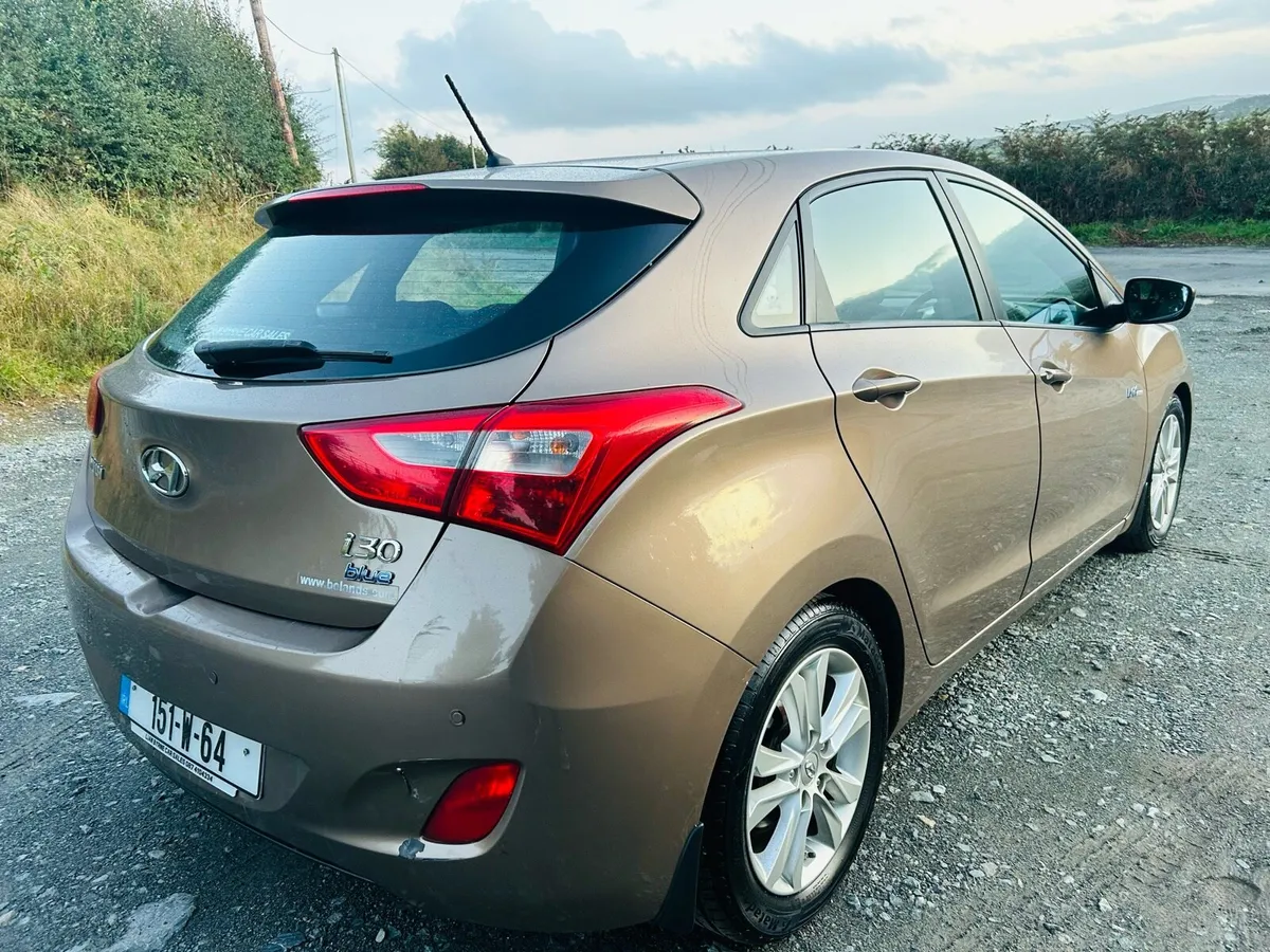 HYUNDAI I30 1.6 DSL DELUXE MODEL 2015 - Image 3