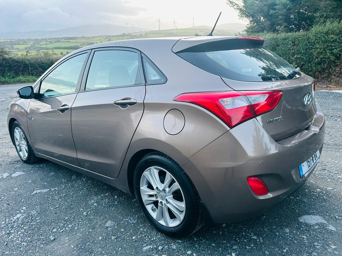 HYUNDAI I30 1.6 DSL DELUXE MODEL 2015 - Image 4