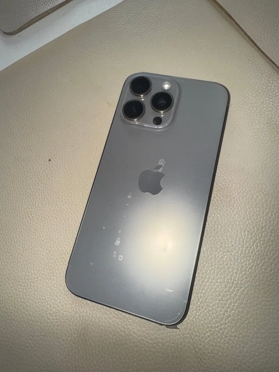 Iphone - Image 3
