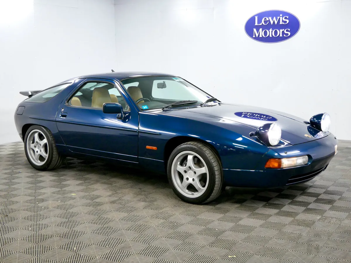 1990 Porsche 928 S4 - Image 1