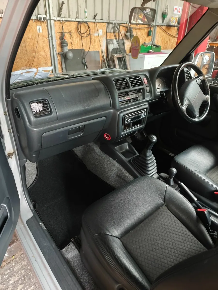 Suzuki Jimny 2005 - Image 3
