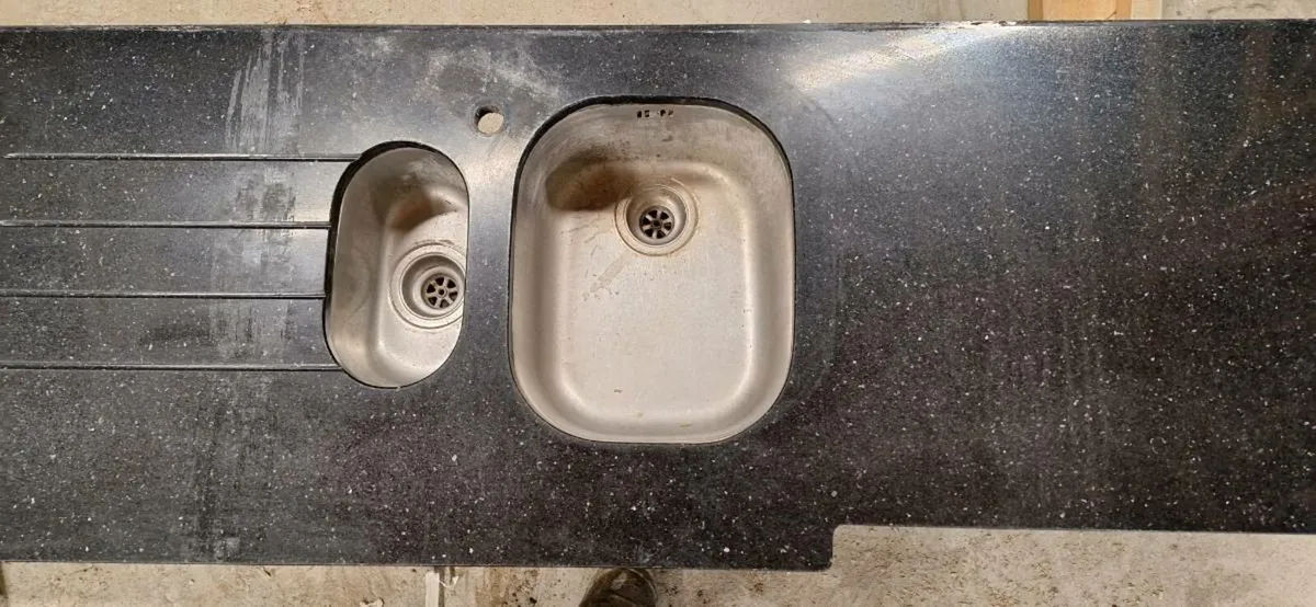 Granite work top - Image 2