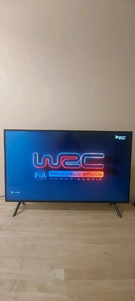 Samsung 43 inch smart 4K UHD TV - Image 3