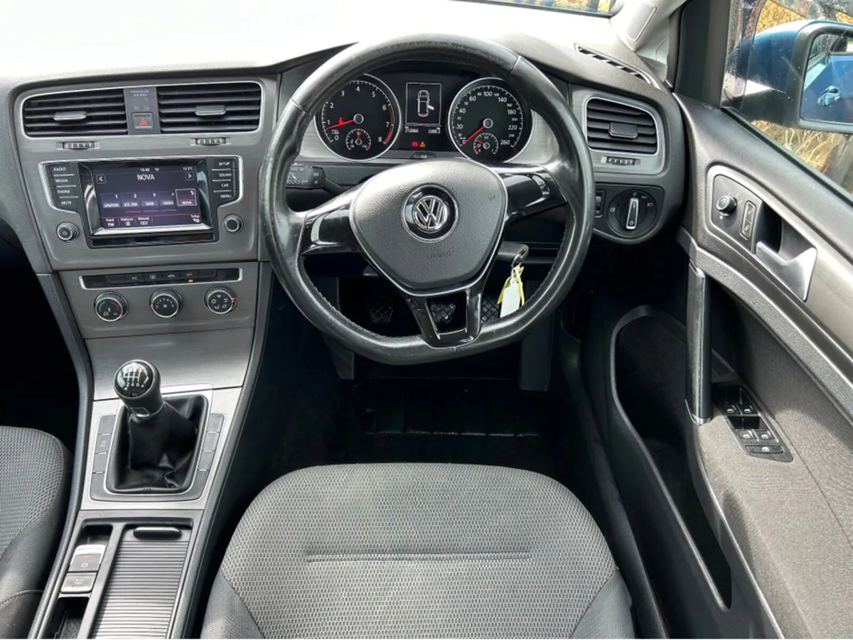 Volkswagen Golf CL 1.2 TSI MANUAL 6SPEED FWD 5DR 1 - Image 4