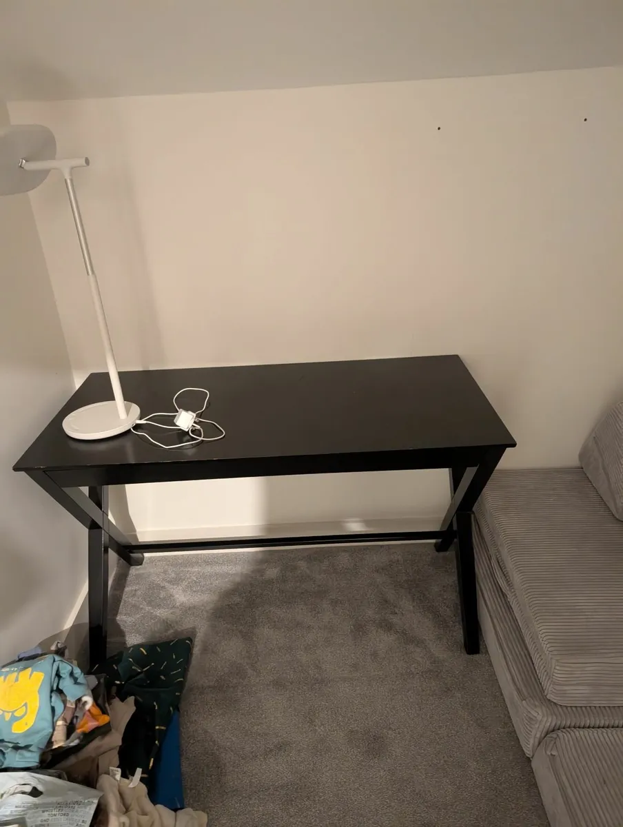 Desk - Image 1