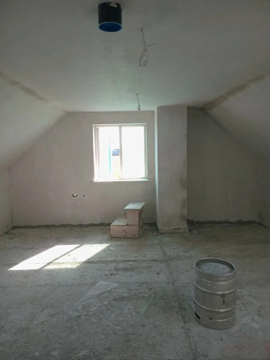 Plasterer - Image 2