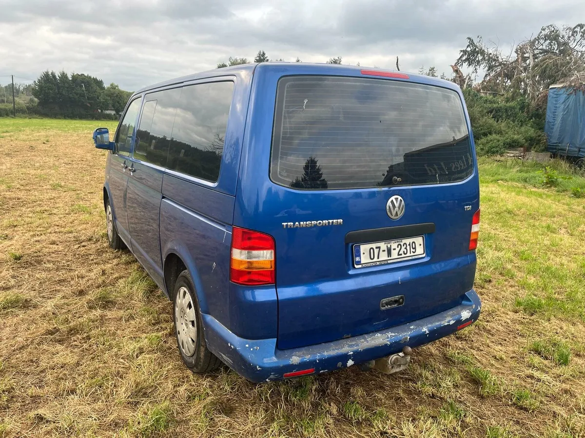 9 seater transporter - Image 1