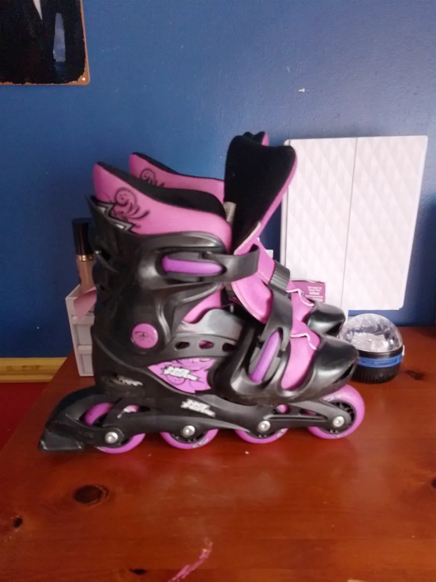Skates