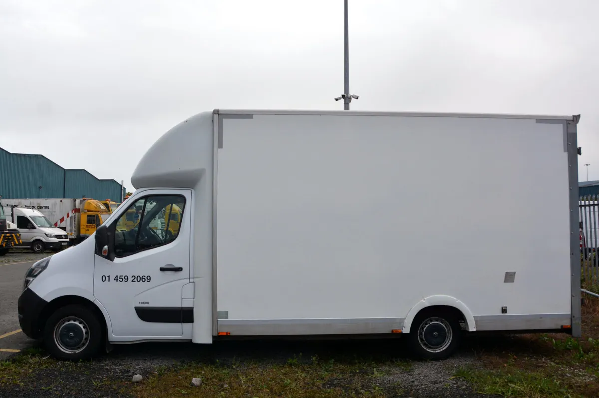 Opel Movano Low Floor HUGE Volume Luton - Image 1