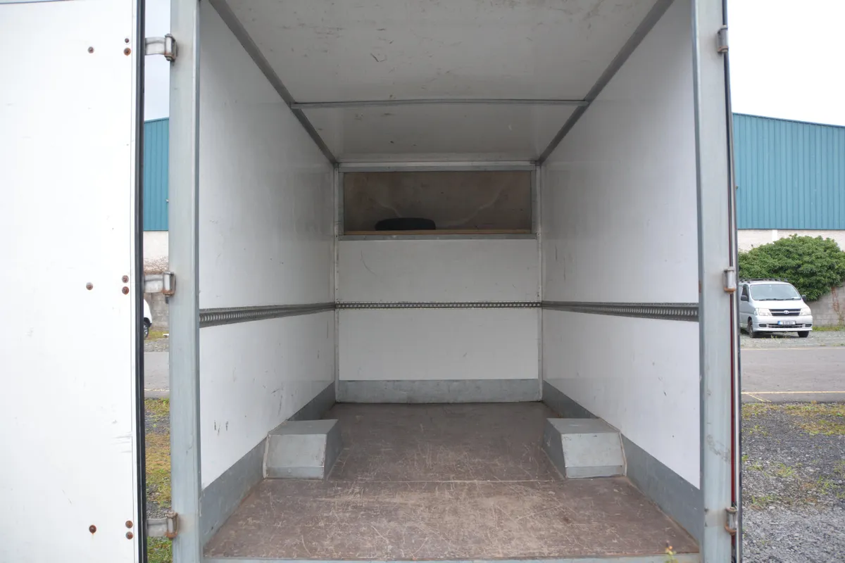 Opel Movano Low Floor HUGE Volume Luton - Image 3