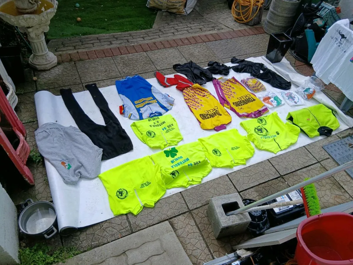Cycling jerseys & more - Image 1