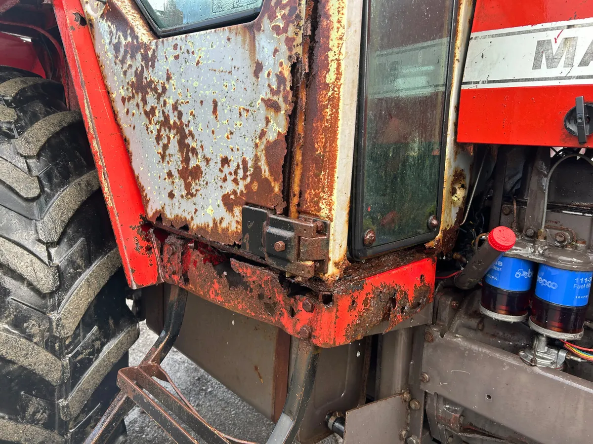 1984 Massey Ferguson 698 - Image 4