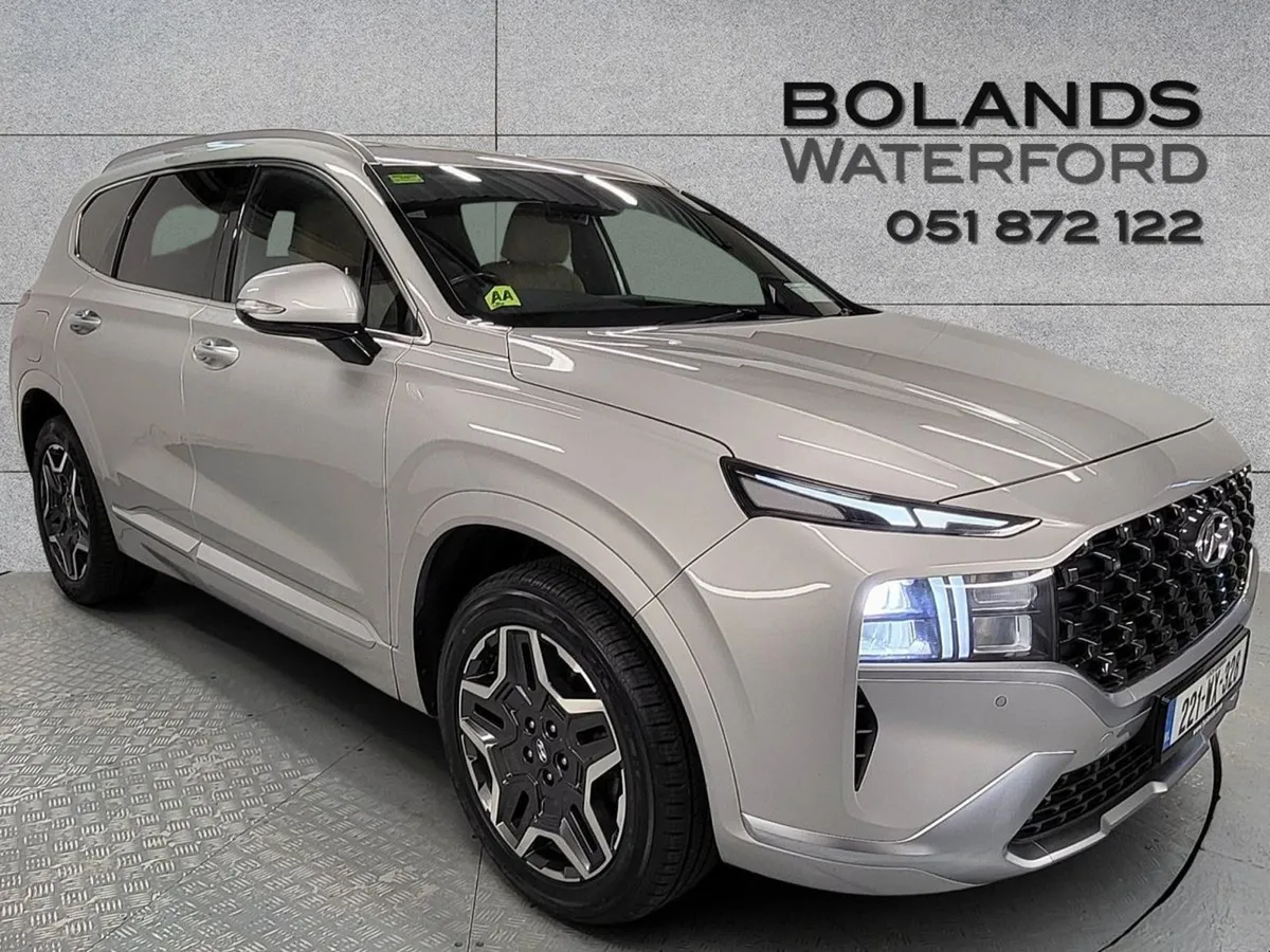 Hyundai Santa Fe 1.6 Phev 4WD Executive Plus Auto - Image 1