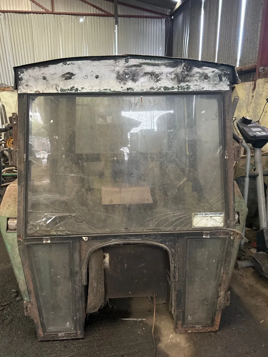 3130 cab - Image 1