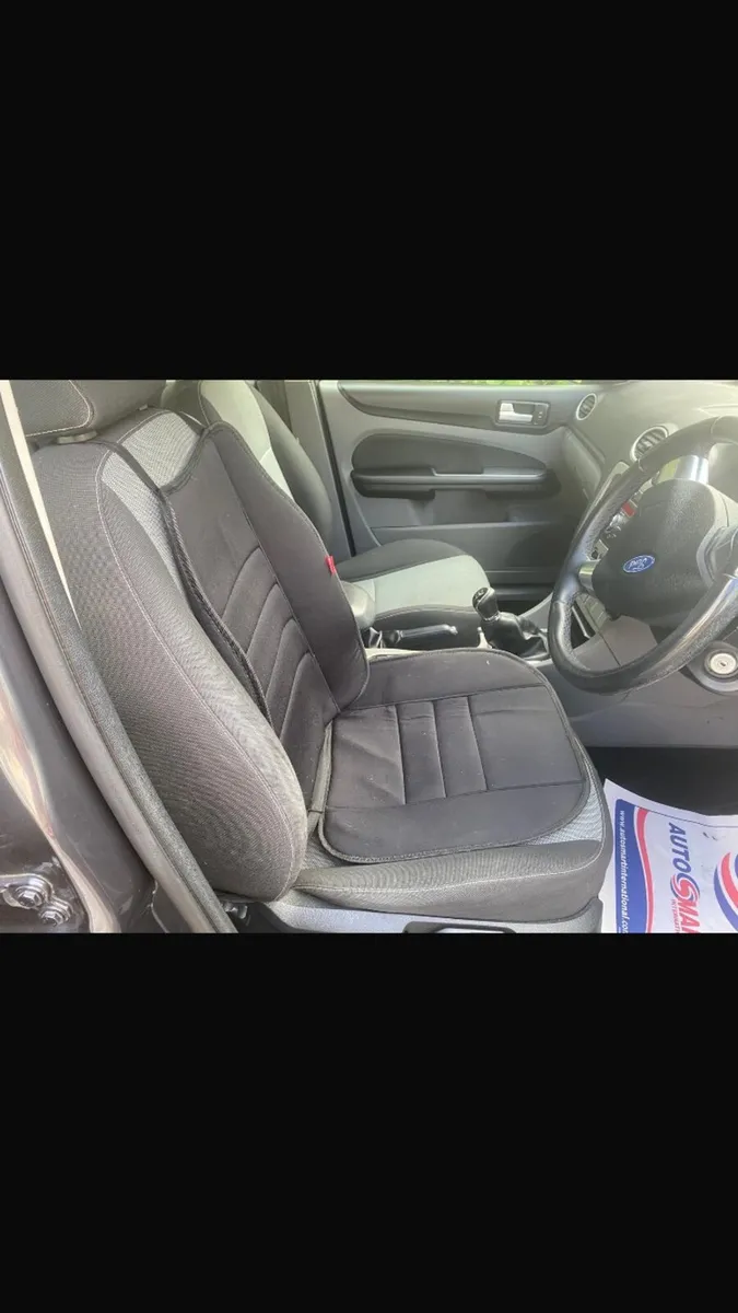 Ford Focus 2010 - Image 3