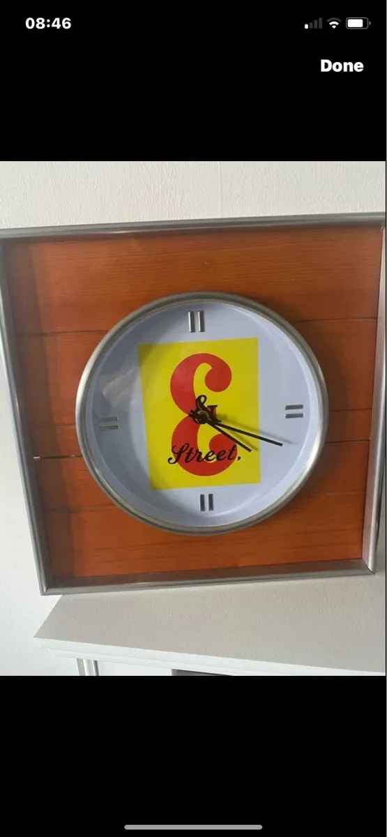 Rare J & B Bar Clock - Image 1