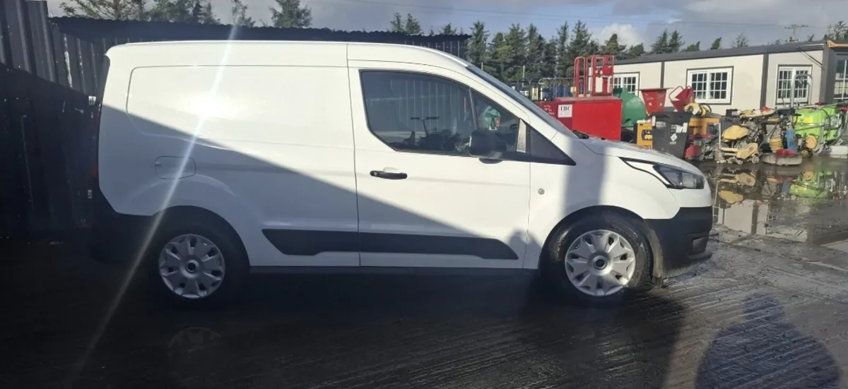 Ford Transit Connect - Image 4