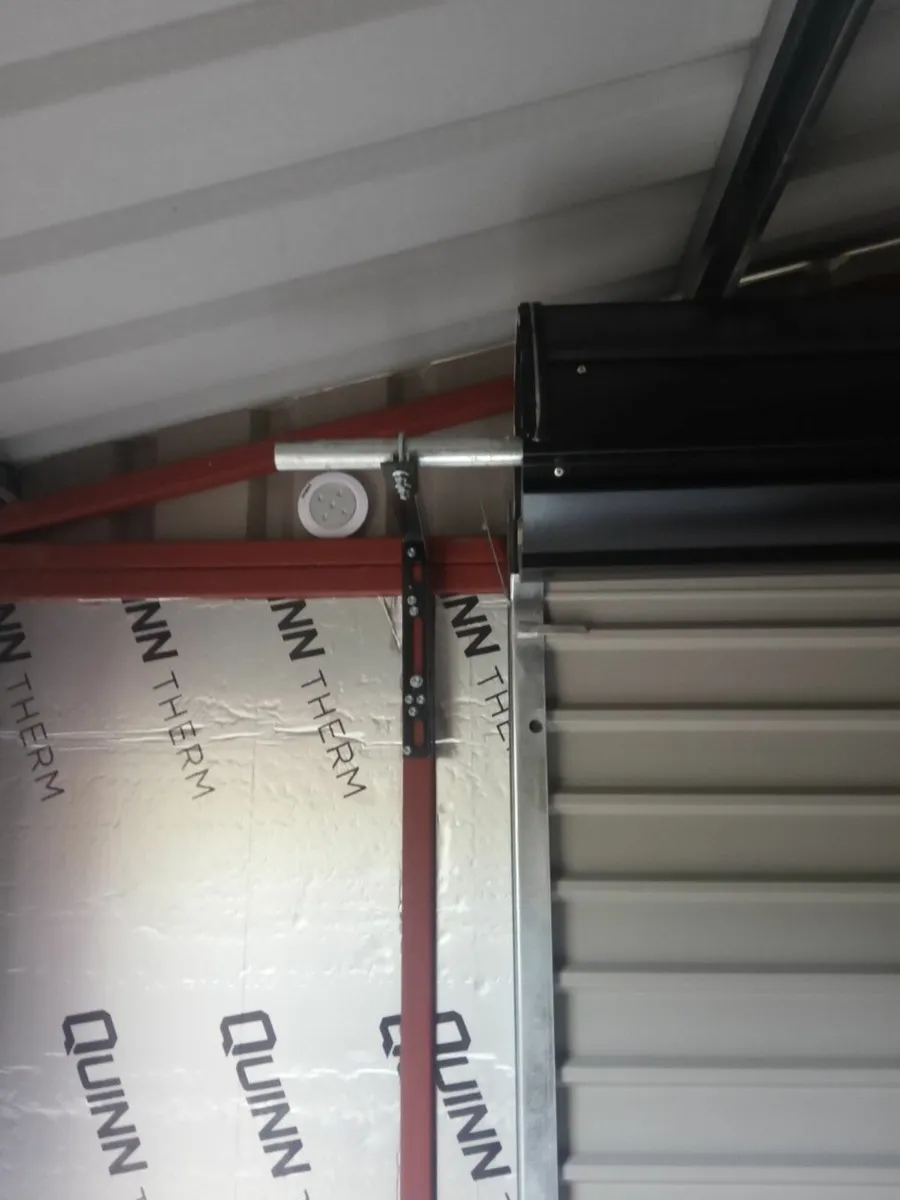 roller  door  anthracite  colour - Image 4