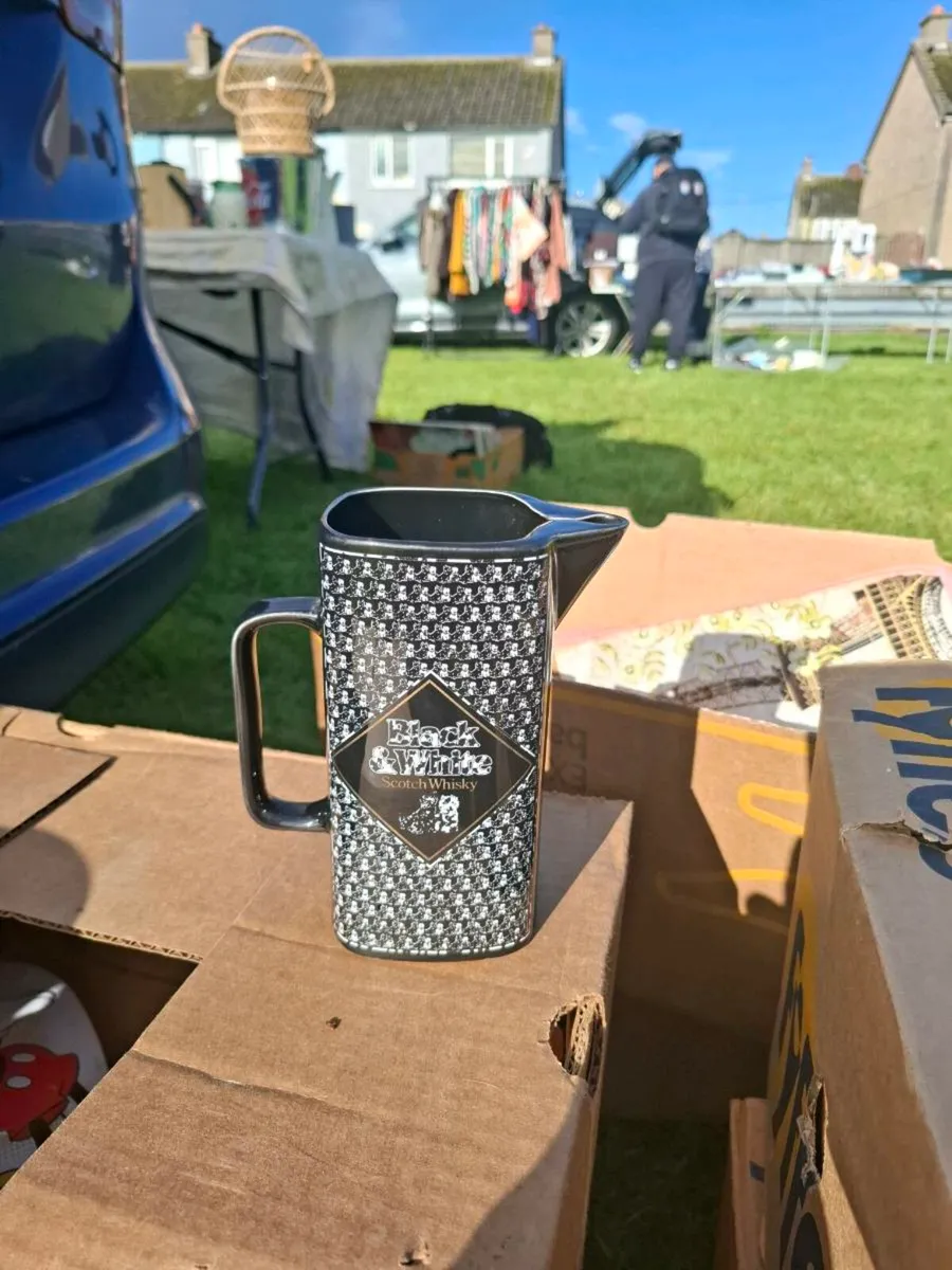 Black and white pitcher postage possible