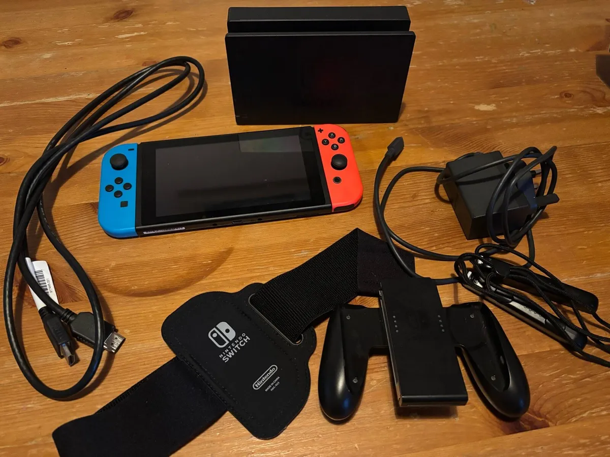 Nintendo Switch - Image 1