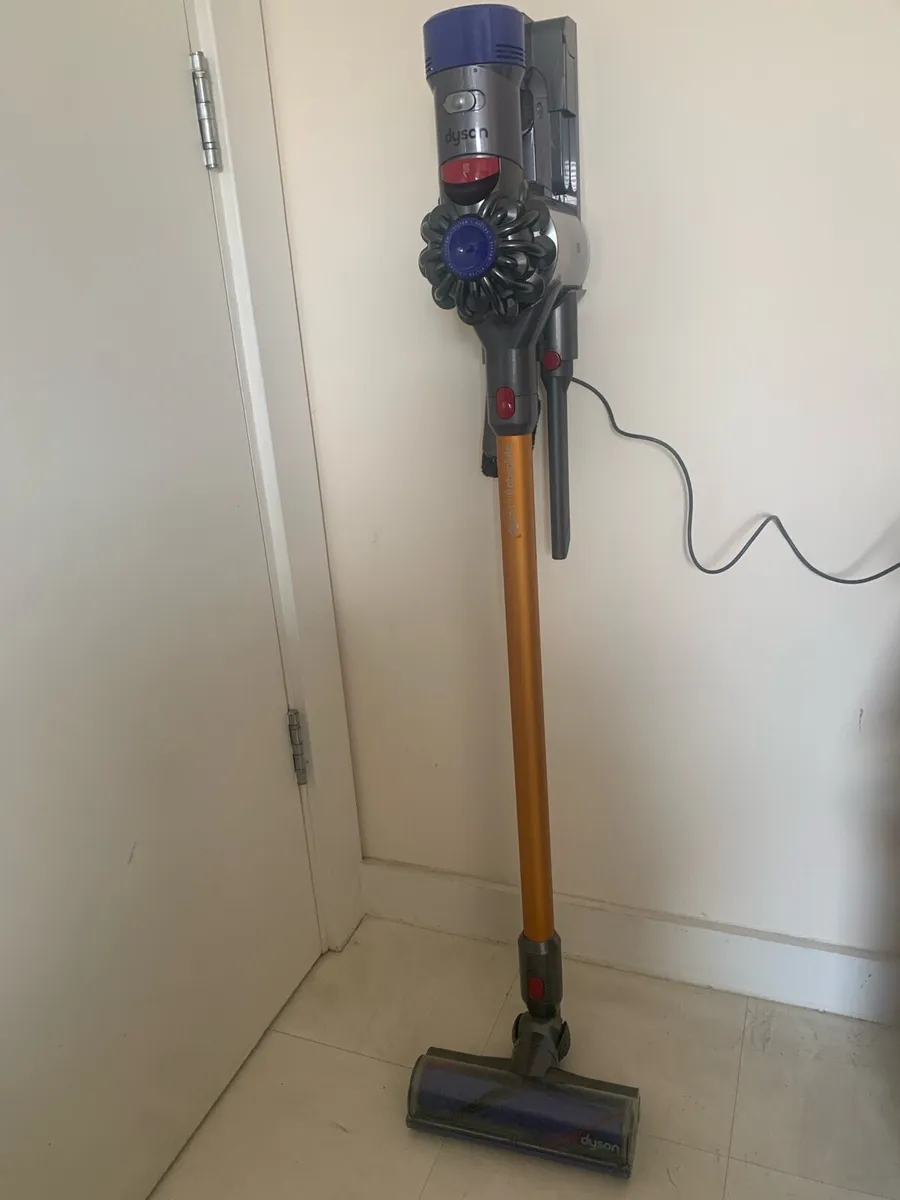 Dyson - Image 2
