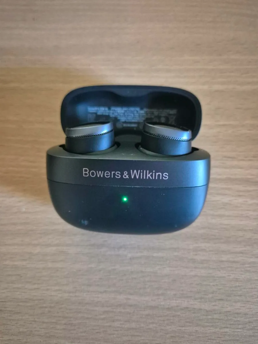 Bowers & Wilkins Pi8 - Image 4