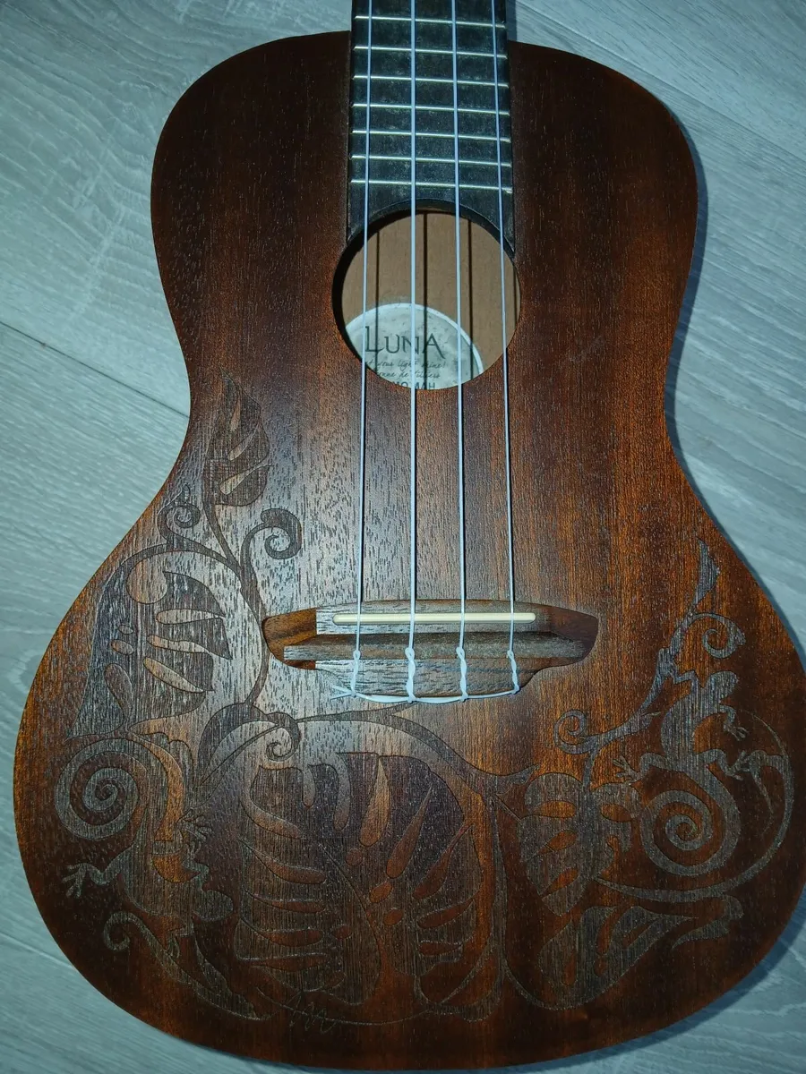 beautiful mahogany luna ukes ukulele with lizard e - Image 3