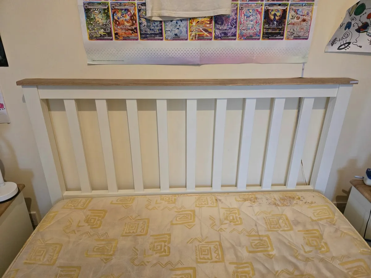 Double bed - Image 2